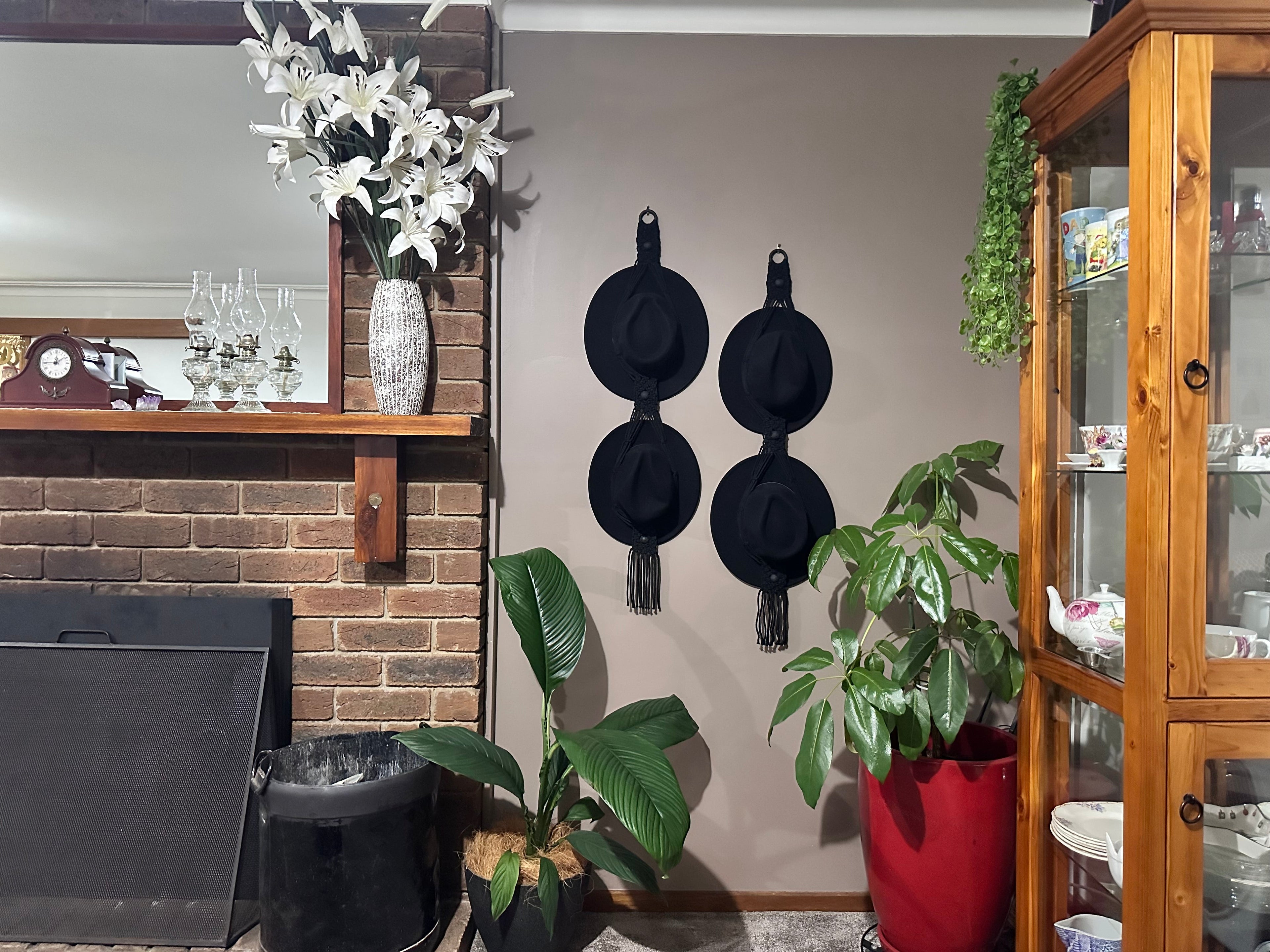 Double Hat Holder