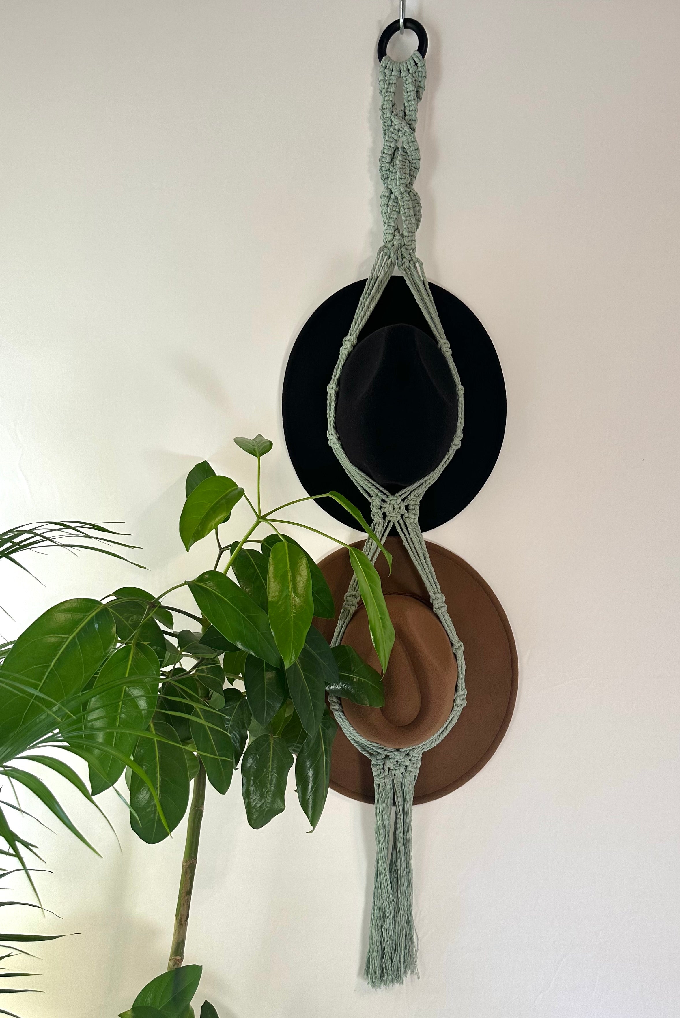 Double 132cm Sage Macrame Hat Holder