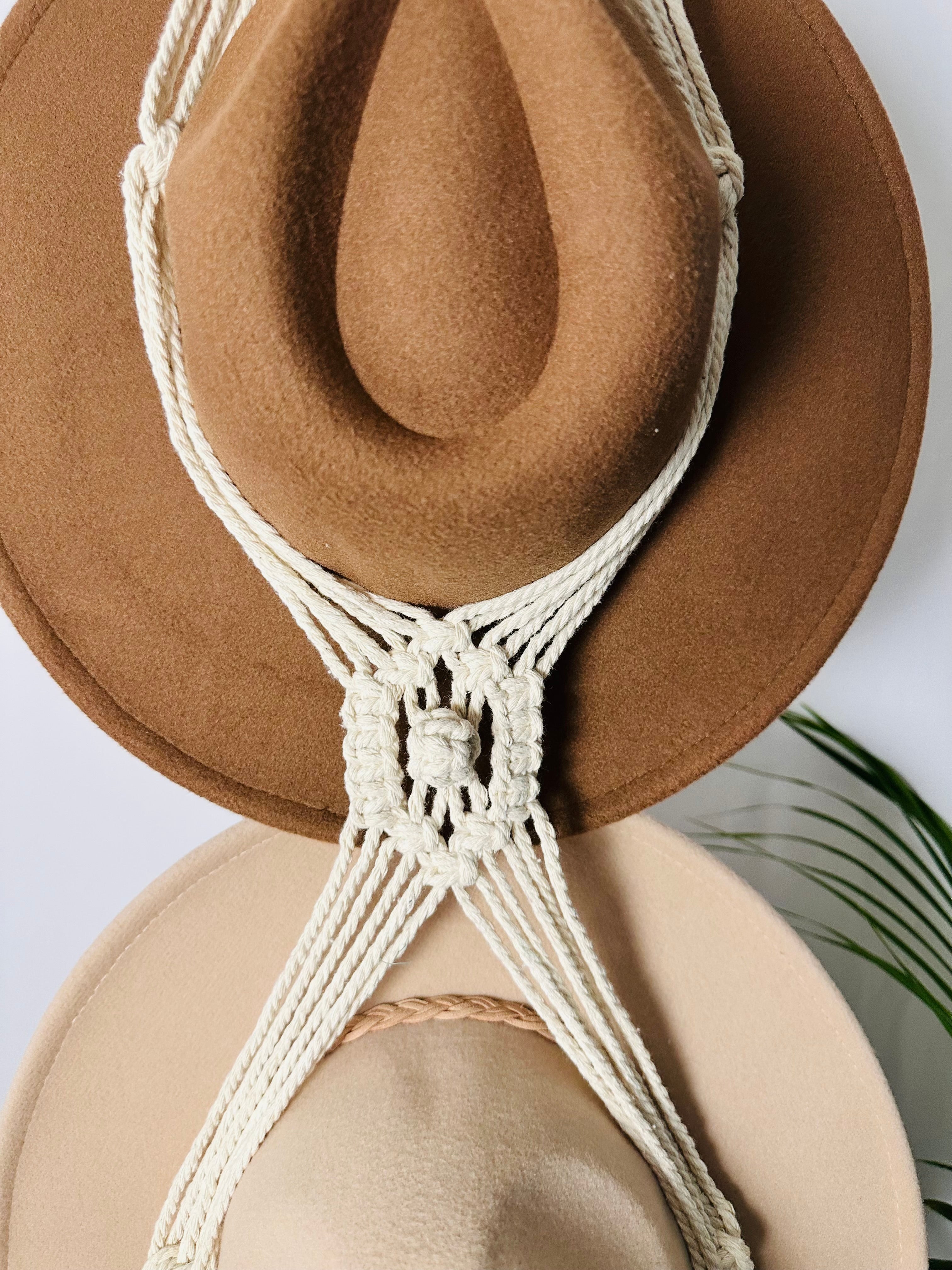 Double 123cm Neutral Hat Holder