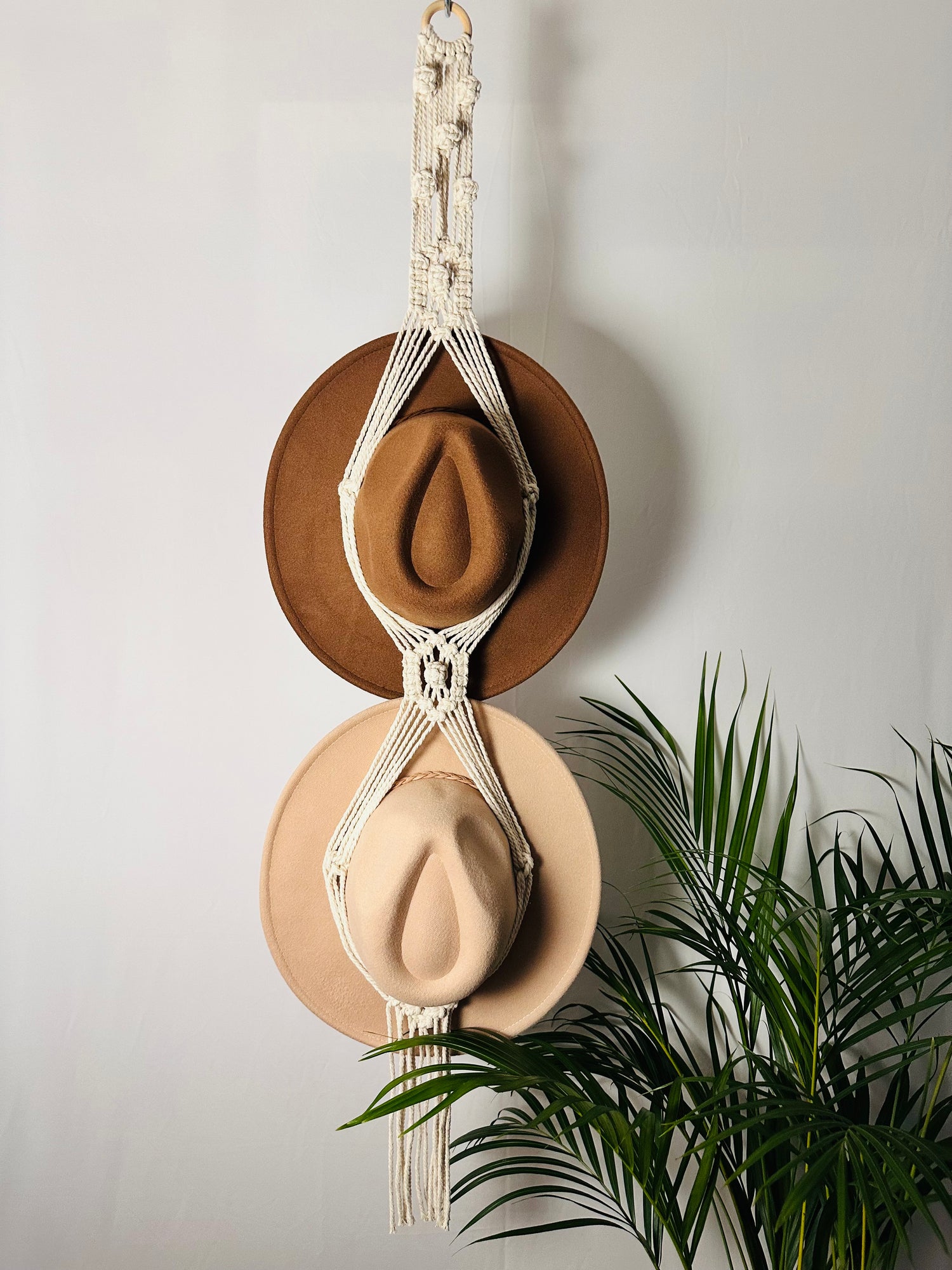 Double 123cm Neutral Hat Holder