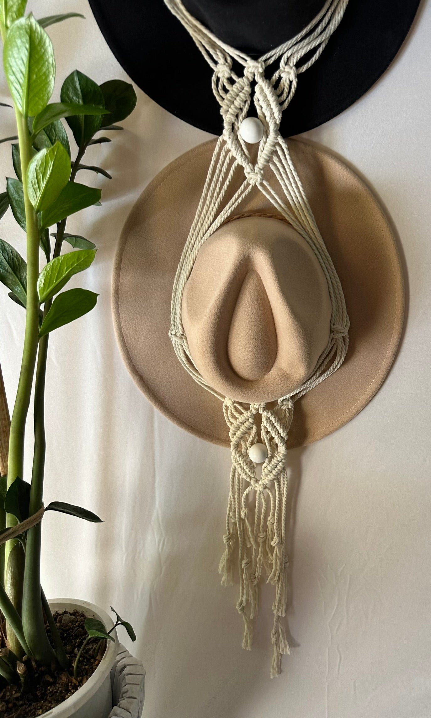 Triple 157cm White Macrame Hat Holder
