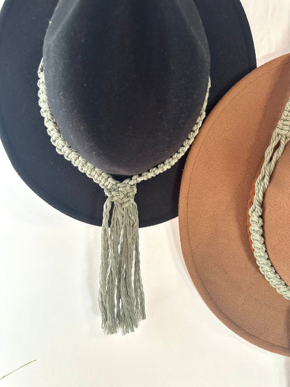 Caravan/Home 101cm Olive Macrame Hat Holder